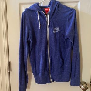 Nike zip up hoodie w/front pockets